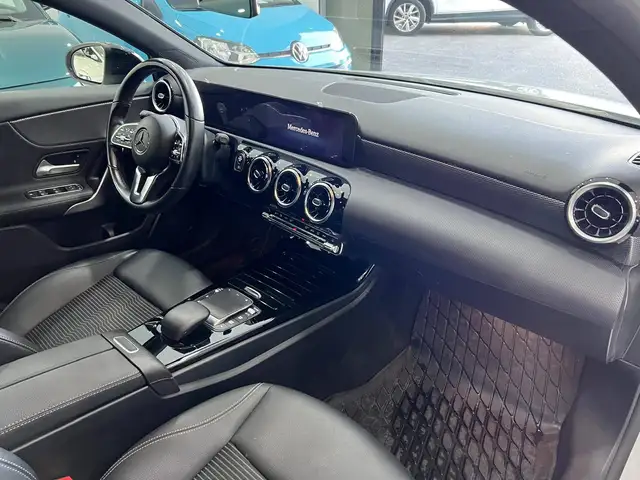 Mercedes-Benz A-Class view 14