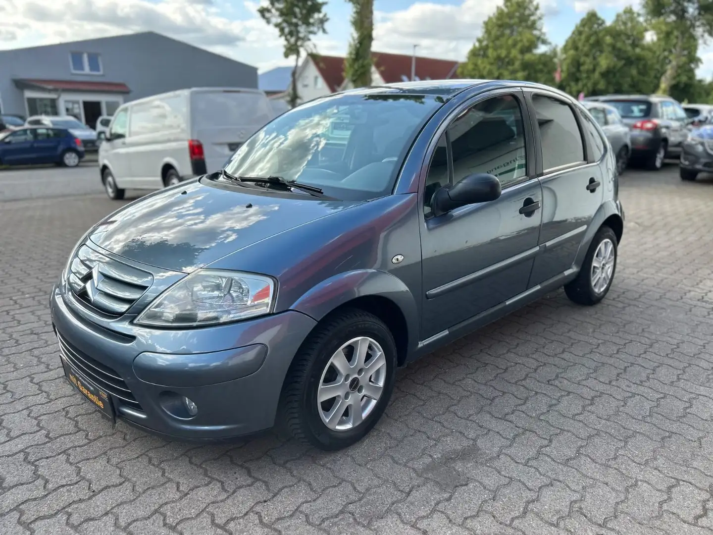 Citroen C3 1.4 Comfort/GJR/LMF/KLIMA/2HD Grau - 2