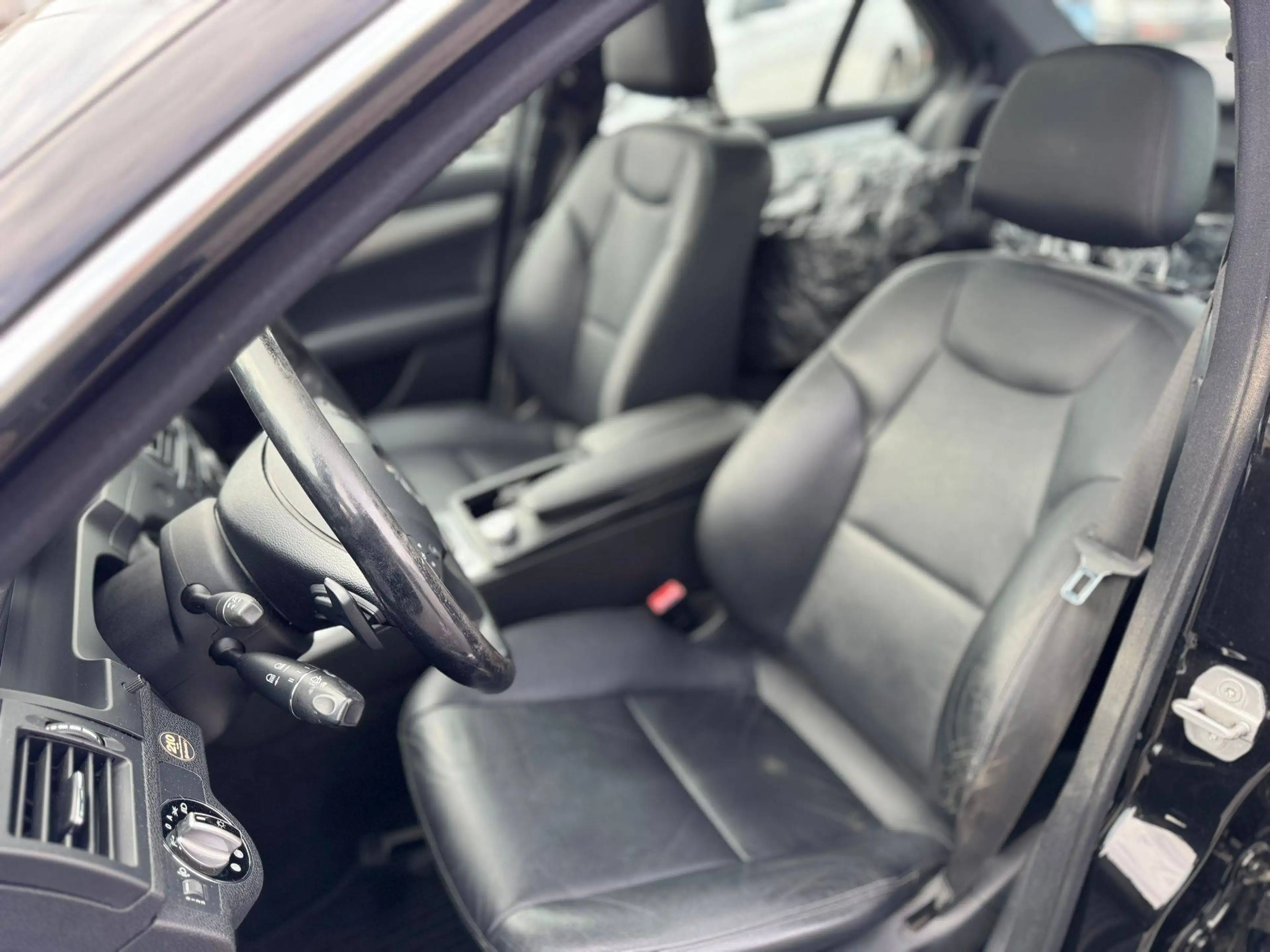 Mercedes-Benz C 350 AMG Line Sport Sitze — photo 8