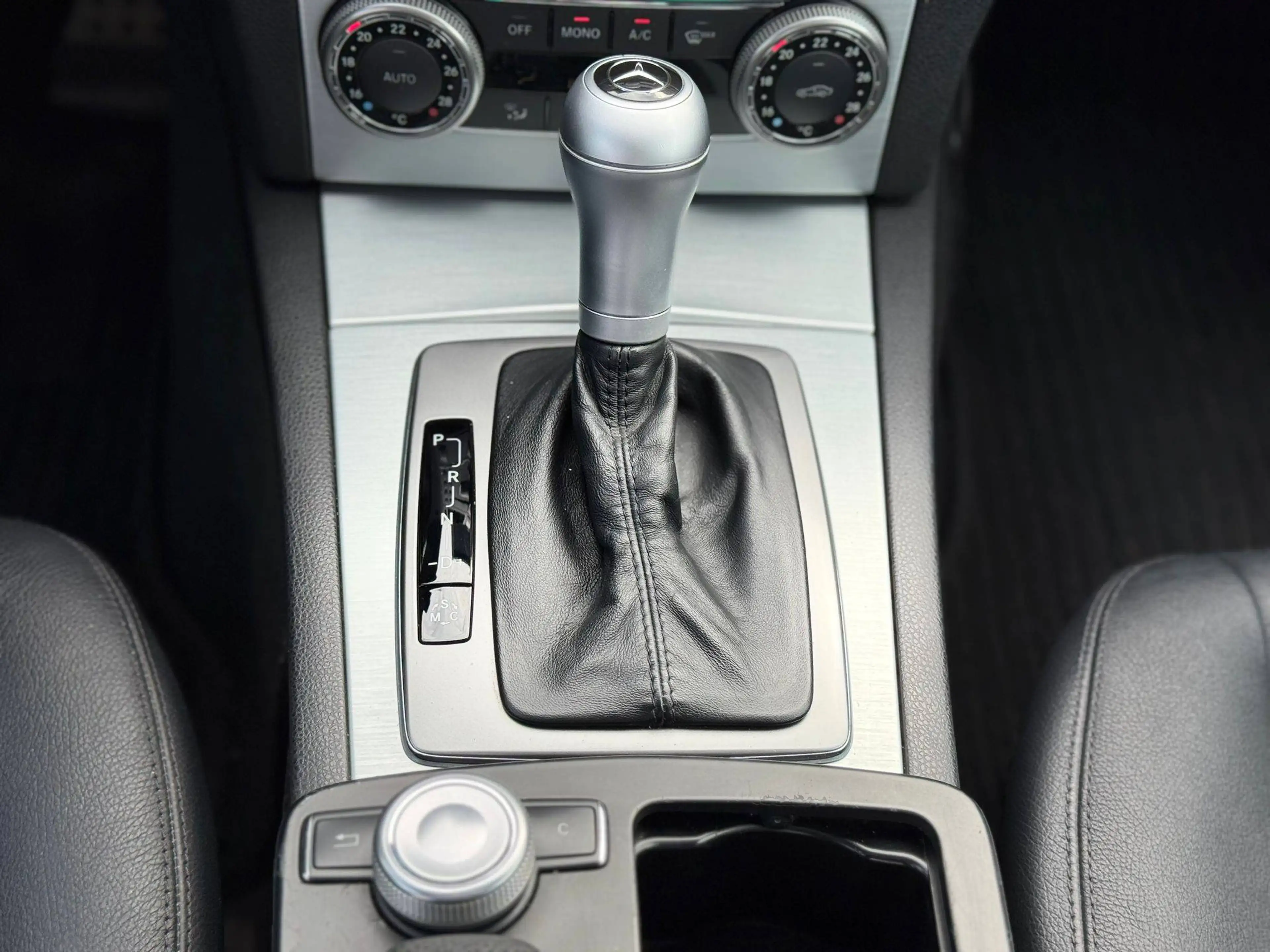 Mercedes-Benz C 350 AMG Line Sport Sitze — photo 14