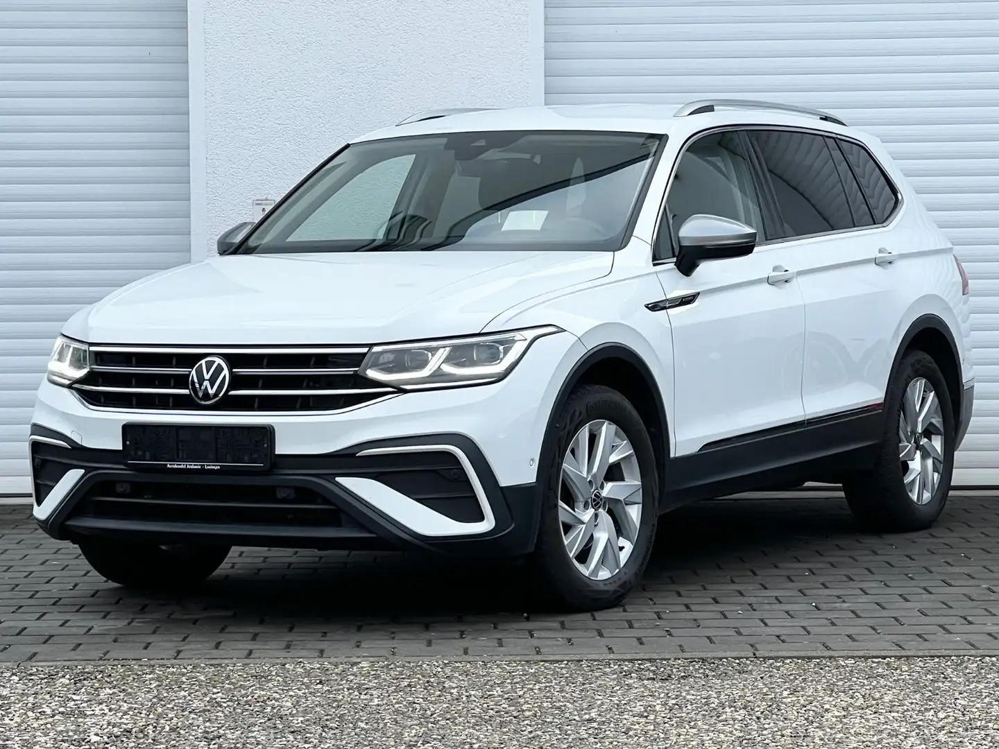 Volkswagen Tiguan Allspace 2.0 TDI DSG Matrix Virtual HUD Blanc - 1