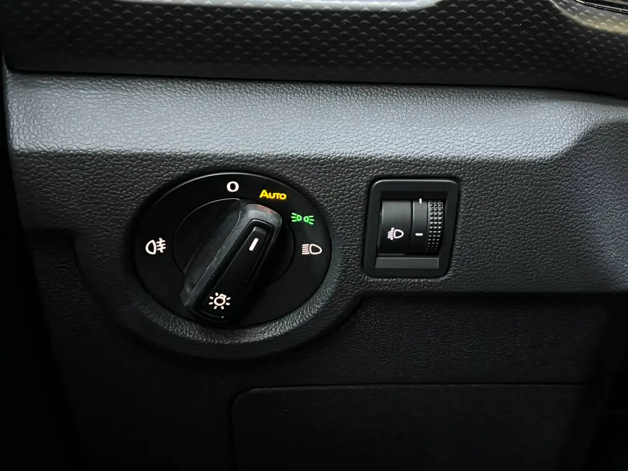 Volkswagen T-Cross 1.0 TSI Life OPF DSG / PDC + Camera / Navigatie / Apple CarPlay, миниатюра 25