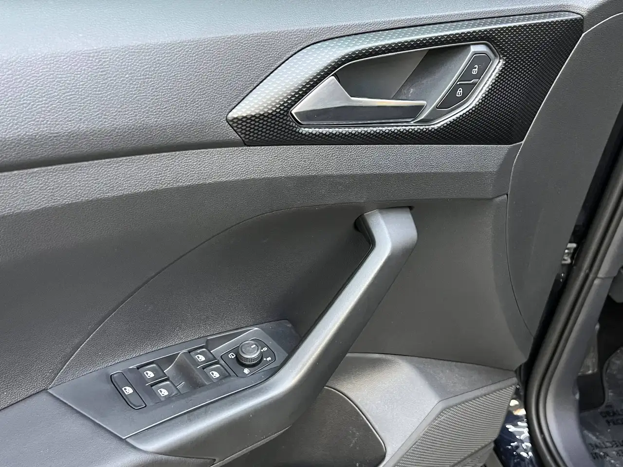 Volkswagen T-Cross 1.0 TSI Life OPF DSG / PDC + Camera / Navigatie / Apple CarPlay, миниатюра 17