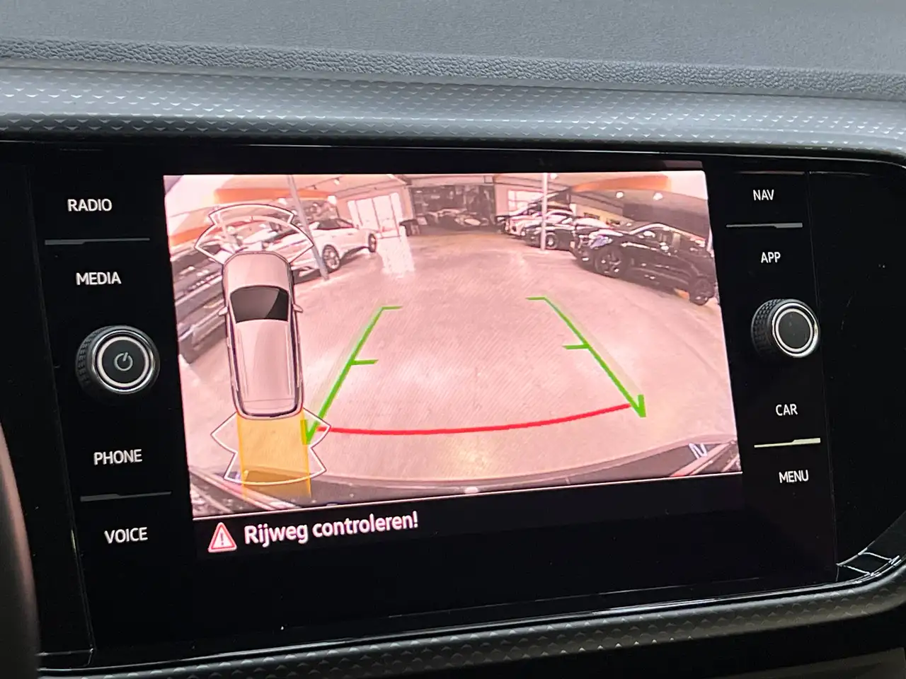 Volkswagen T-Cross 1.0 TSI Life OPF DSG / PDC + Camera / Navigatie / Apple CarPlay, миниатюра 26