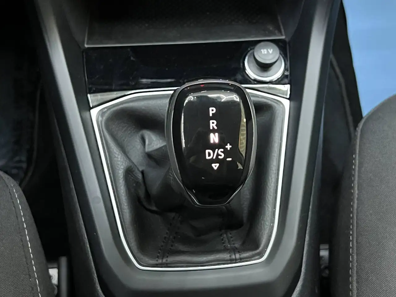 Volkswagen T-Cross 1.0 TSI Life OPF DSG / PDC + Camera / Navigatie / Apple CarPlay, миниатюра 29