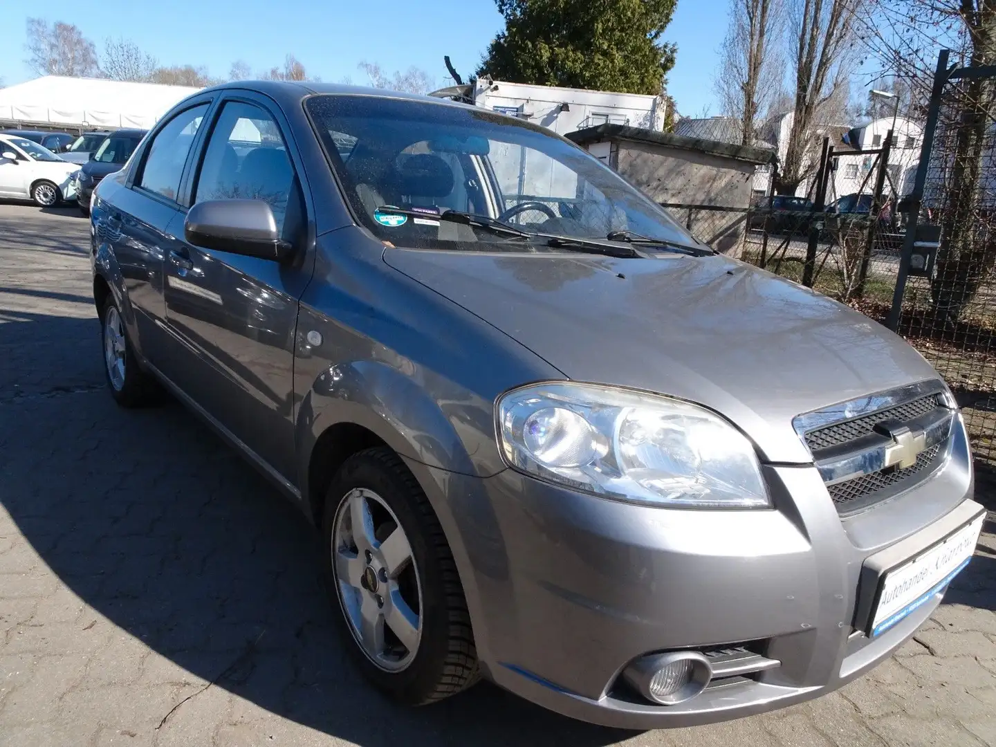 Chevrolet Aveo 1,4i Aut!!!!!!!!!!!!!! Gri - 1