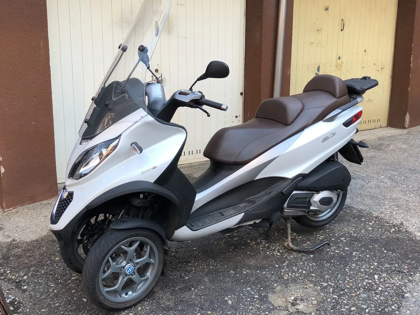 Piaggio MP3 300 Business Bianco - 1