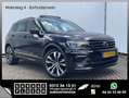 Volkswagen Tiguan 1.5 TSI ACT R-line Automaat Pano.dak Trekhaak Stoe Zwart - thumbnail 1