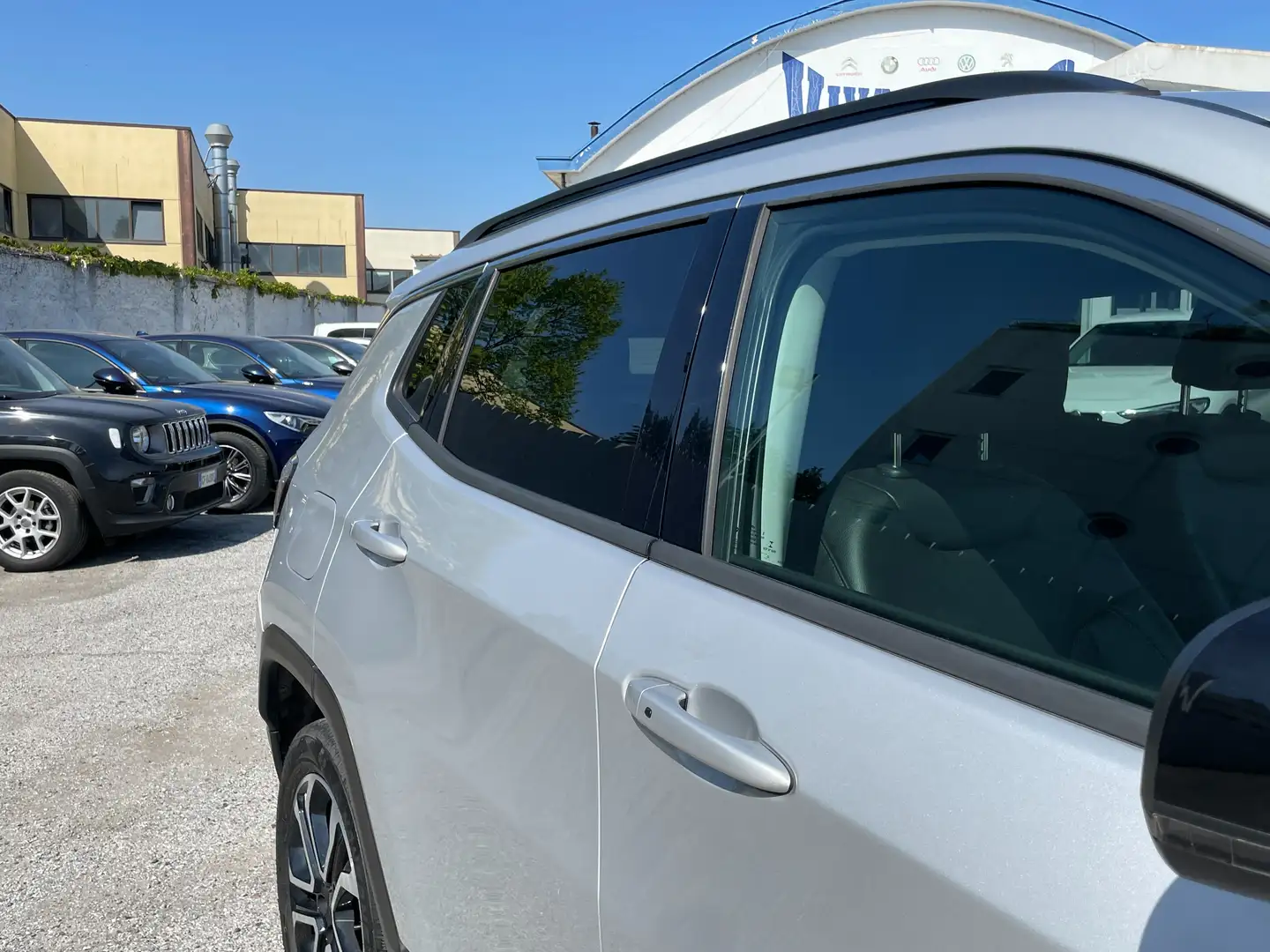 Jeep Compass 1.6 Mjt Limited 2WD 130CV Zilver - 2