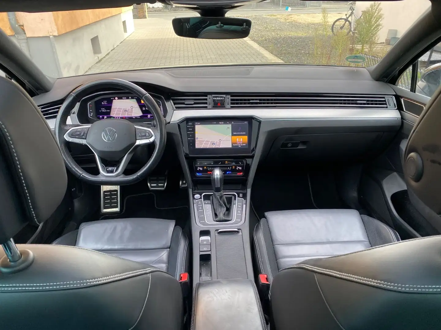 Volkswagen Passat Variant R Line 2.0 TDI DSG 4Motion Leder Schwarz - 2