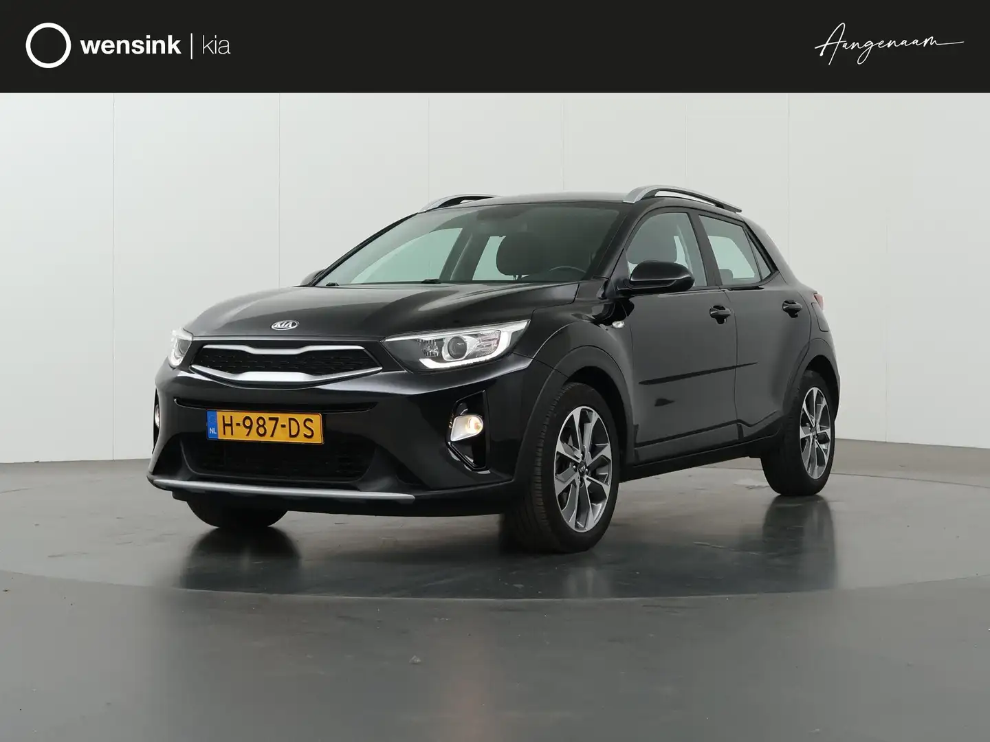 Kia Stonic 1.0 T-GDi DynamicLine | Navigatiesysteem | Parkeer Zwart - 1