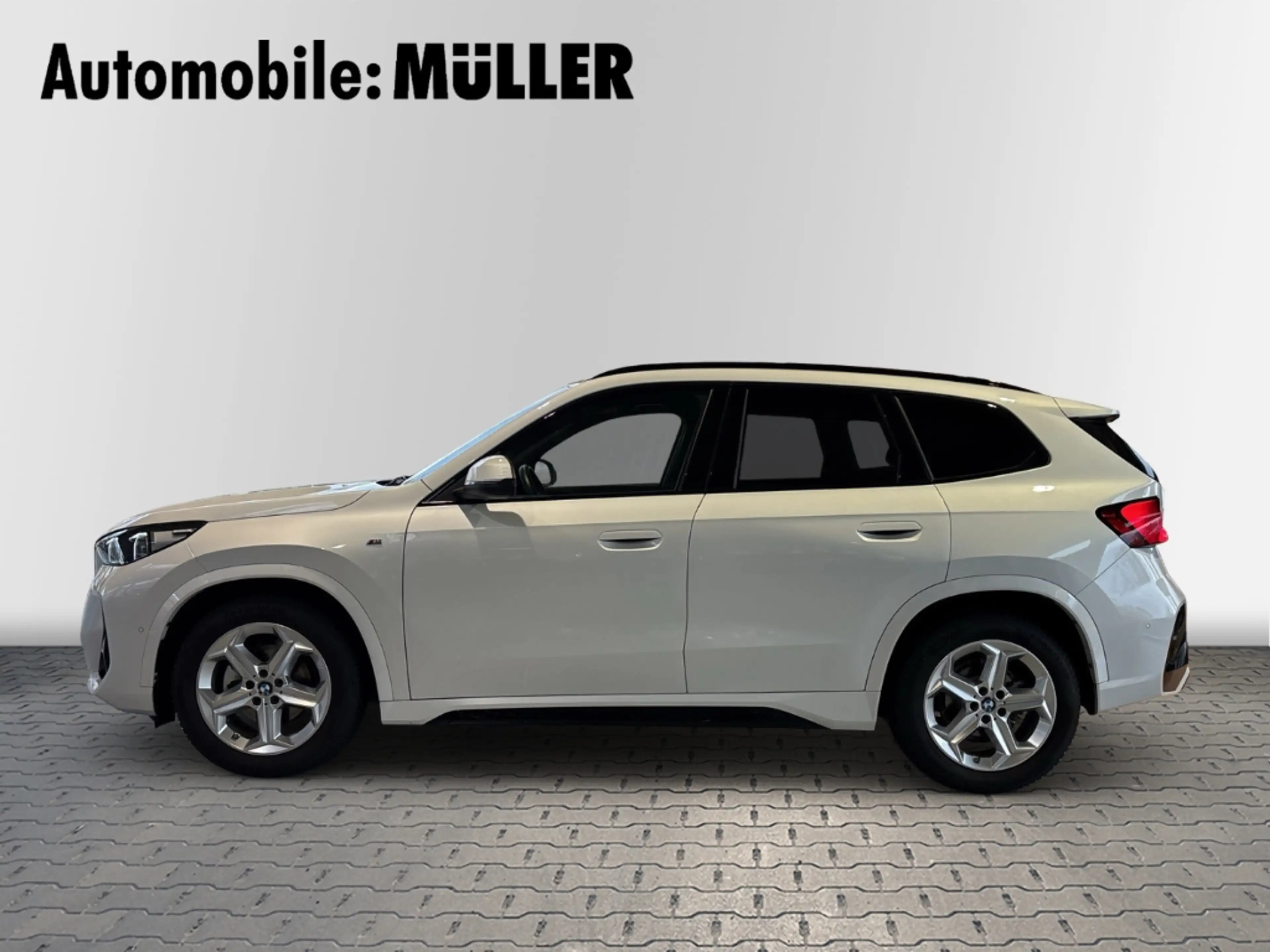 BMW X1 sDrive 18 i M Sport El. Panodach Memory Sitze Harm — photo 7