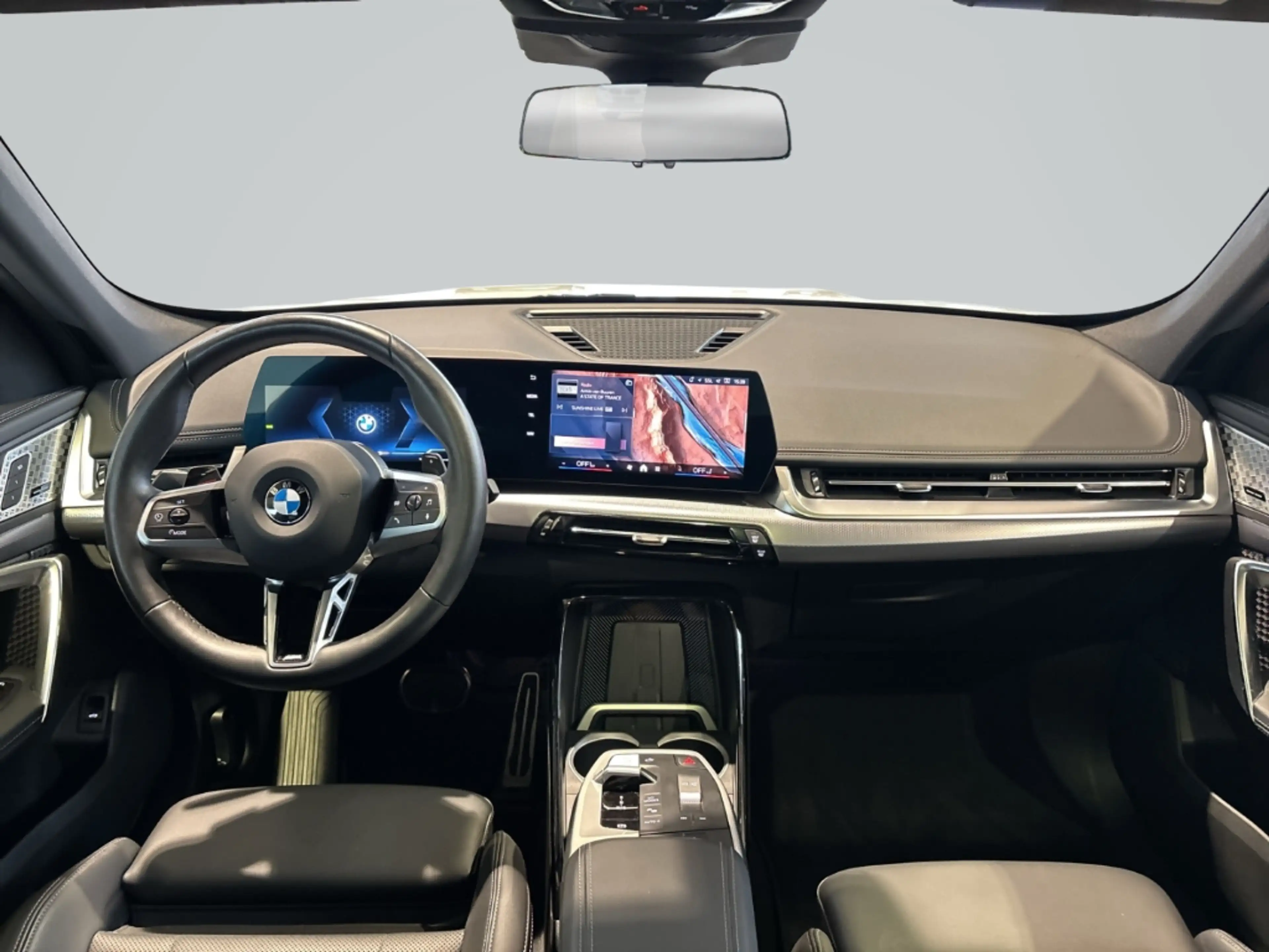 BMW X1 sDrive 18 i M Sport El. Panodach Memory Sitze Harm — photo 15