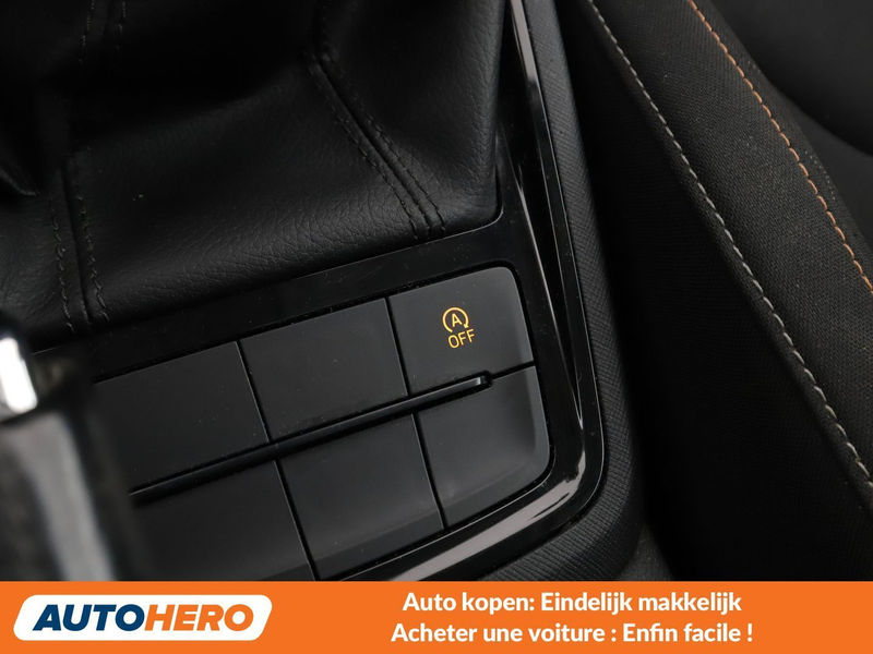 Skoda Scala 1.0 TSI Ambition — photo 14