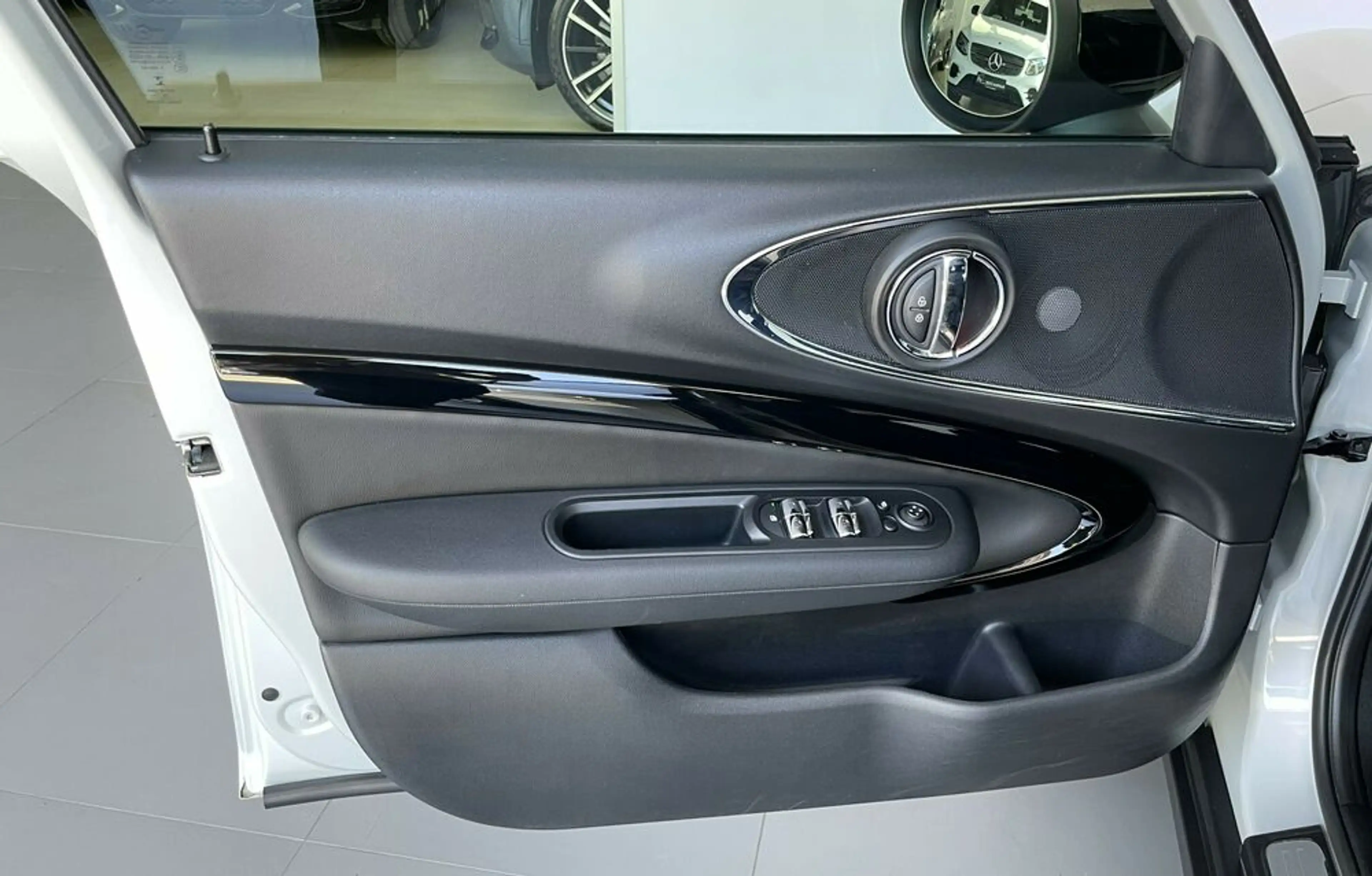 MINI Cooper SD Clubman 4x4 *LED*ACC*PANO*HuD*H&K*Kamera — photo 15