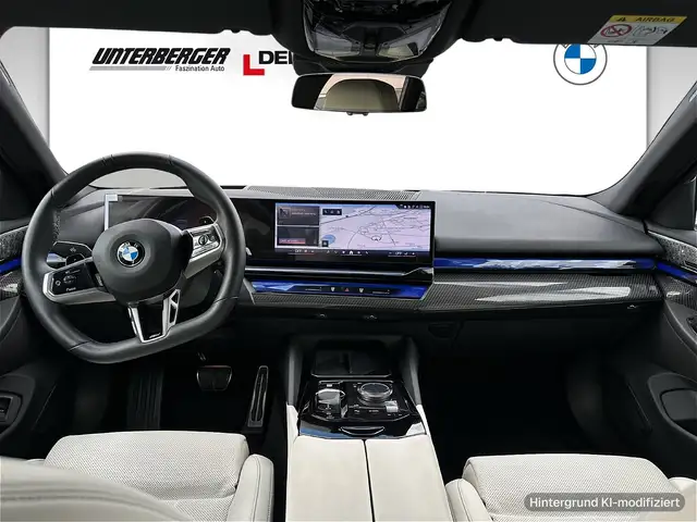 BMW 5 Series view 7