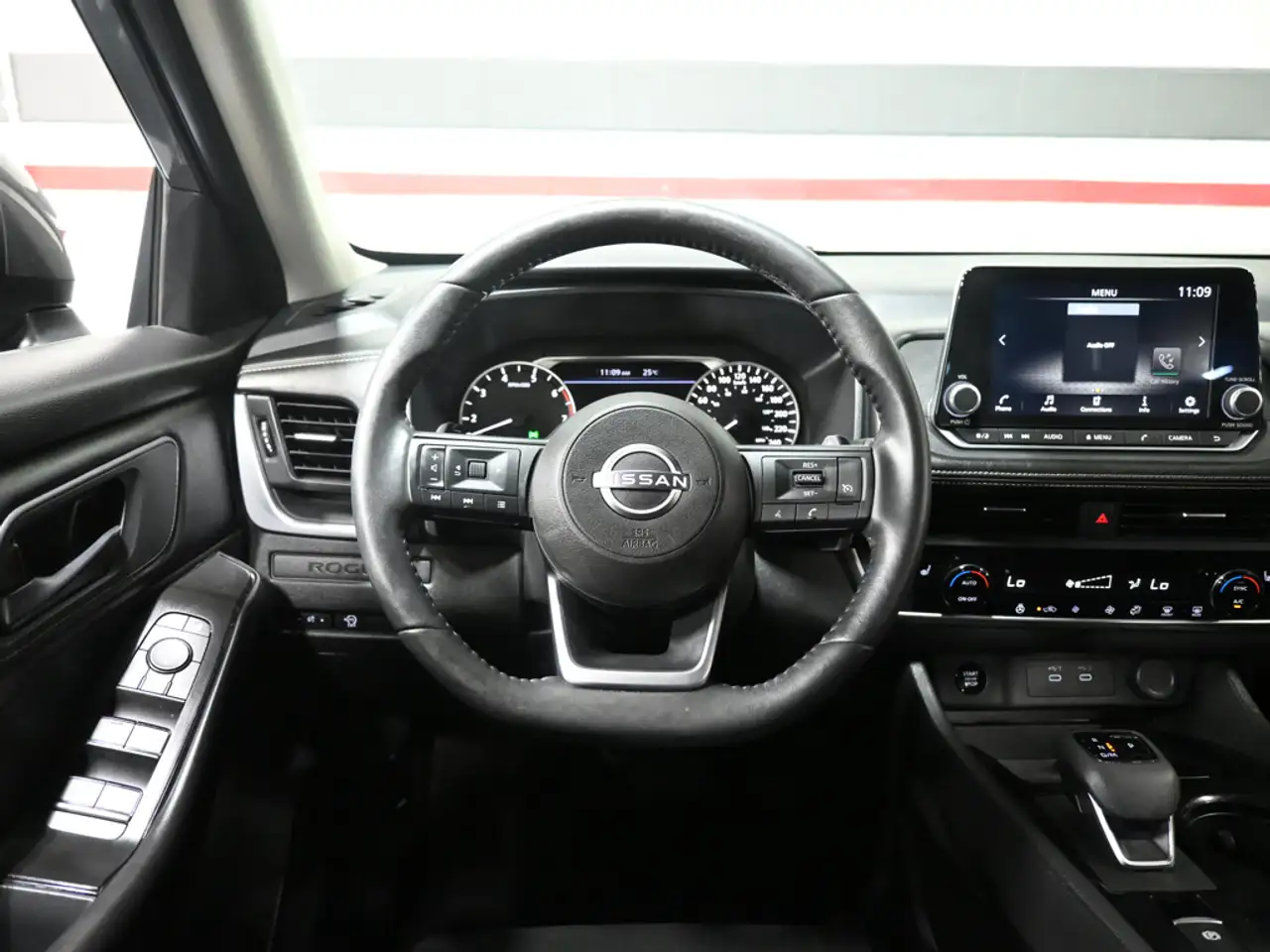 Nissan Rogue photo Nissan Rogue