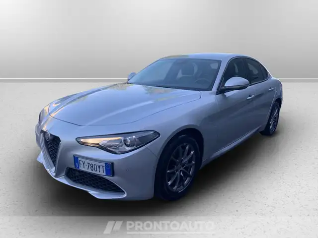 Alfa Romeo Giulia 2.2 t super 160cv auto my19