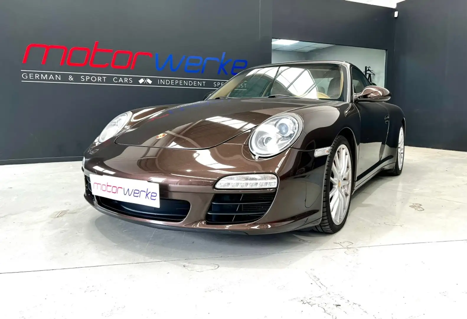Porsche 911 Carrera 4S Coupé PDK Marrón - 1