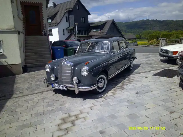 Mercedes-Benz 220 219 Ponton Oltimer Faltdach