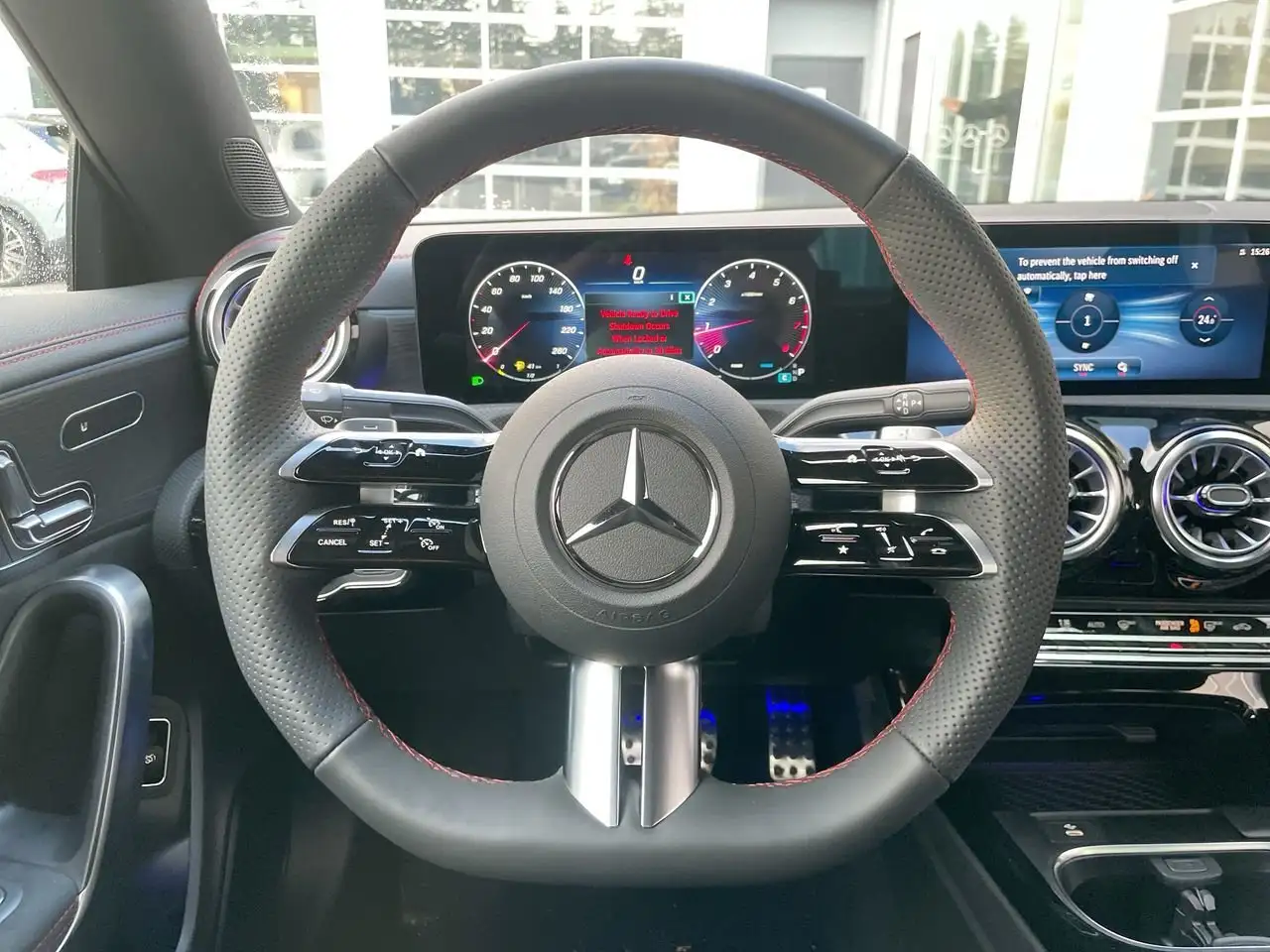 Mercedes-Benz CLA снимка Mercedes-Benz CLA