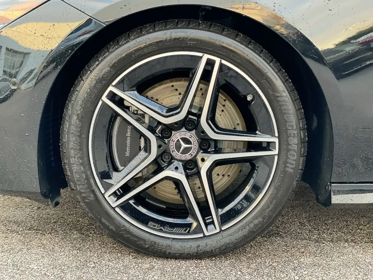 Mercedes-Benz CLA снимка Mercedes-Benz CLA