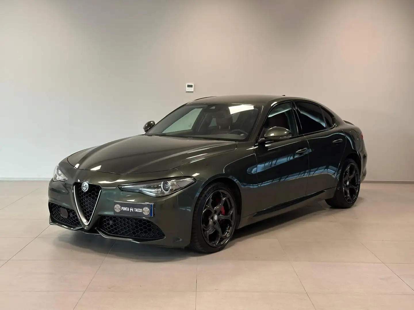 Alfa Romeo Giulia Giulia 2.0 Turbo 280 CV AT8 AWD Q4 Veloce Groen - 1