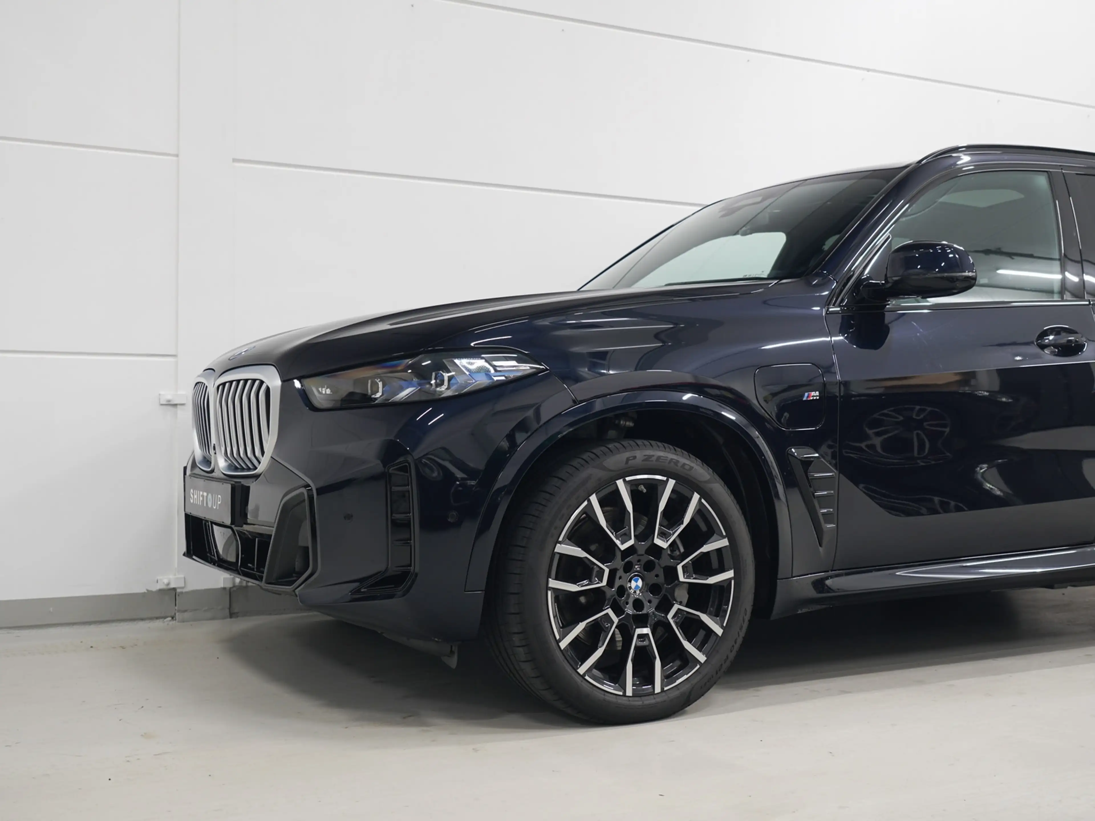 BMW X5 xDrive50e M-Sport | Panoramadak | Copilot | Elektr — photo 39