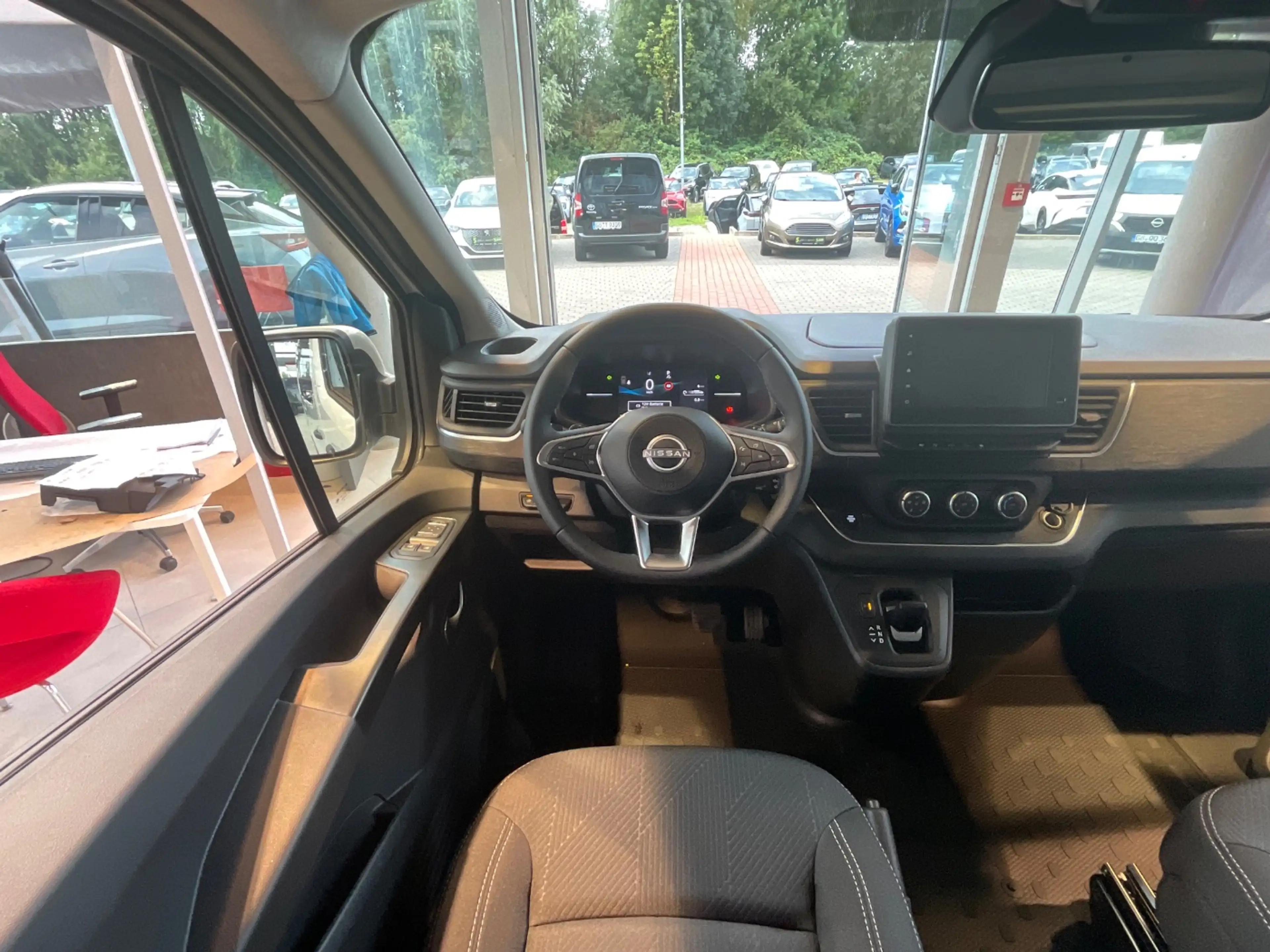 Nissan Primastar Kombi dCI 170 L1H1 2.8t Tekna ACC+LED — photo 17