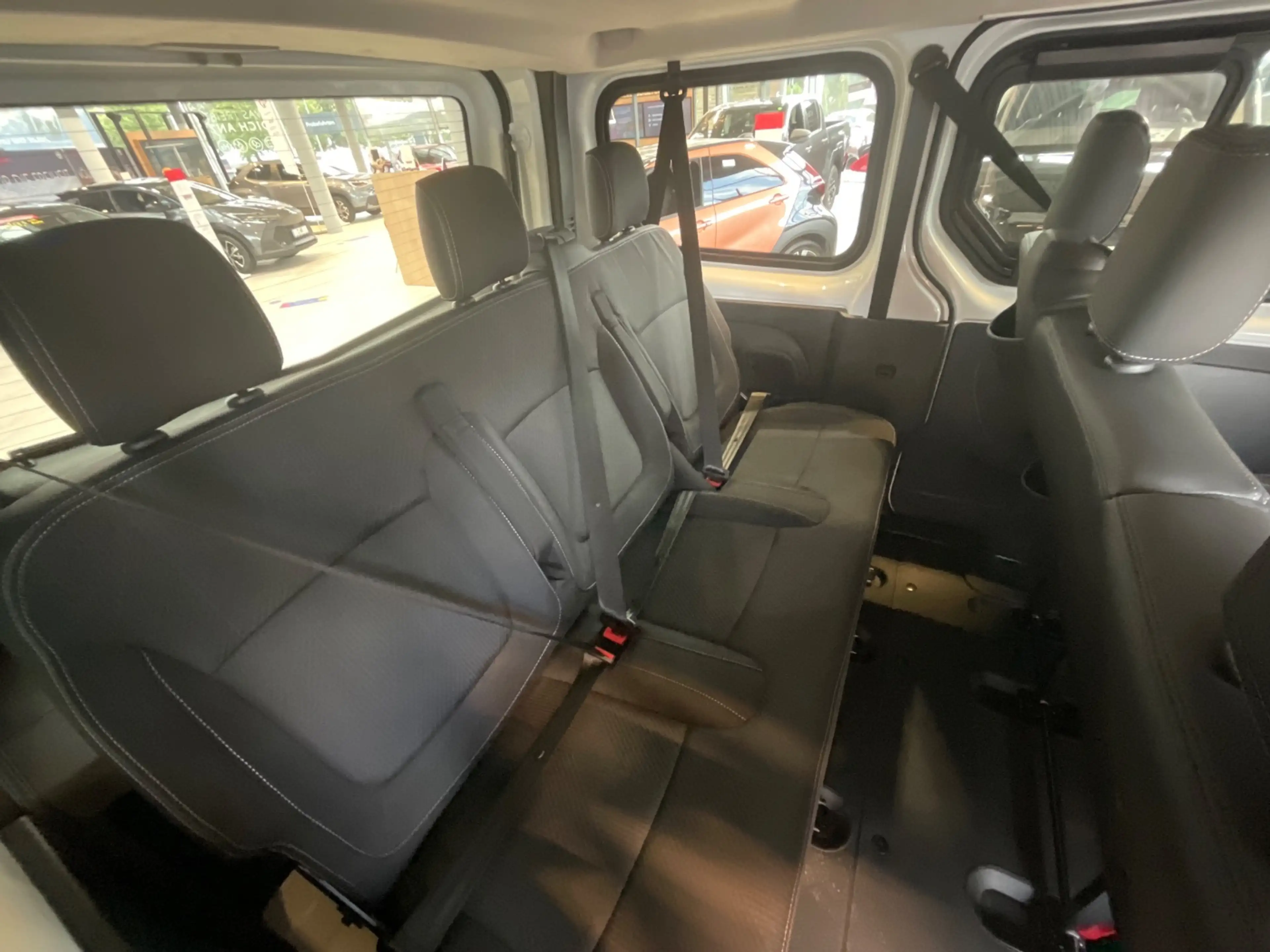 Nissan Primastar Kombi dCI 170 L1H1 2.8t Tekna ACC+LED — photo 19