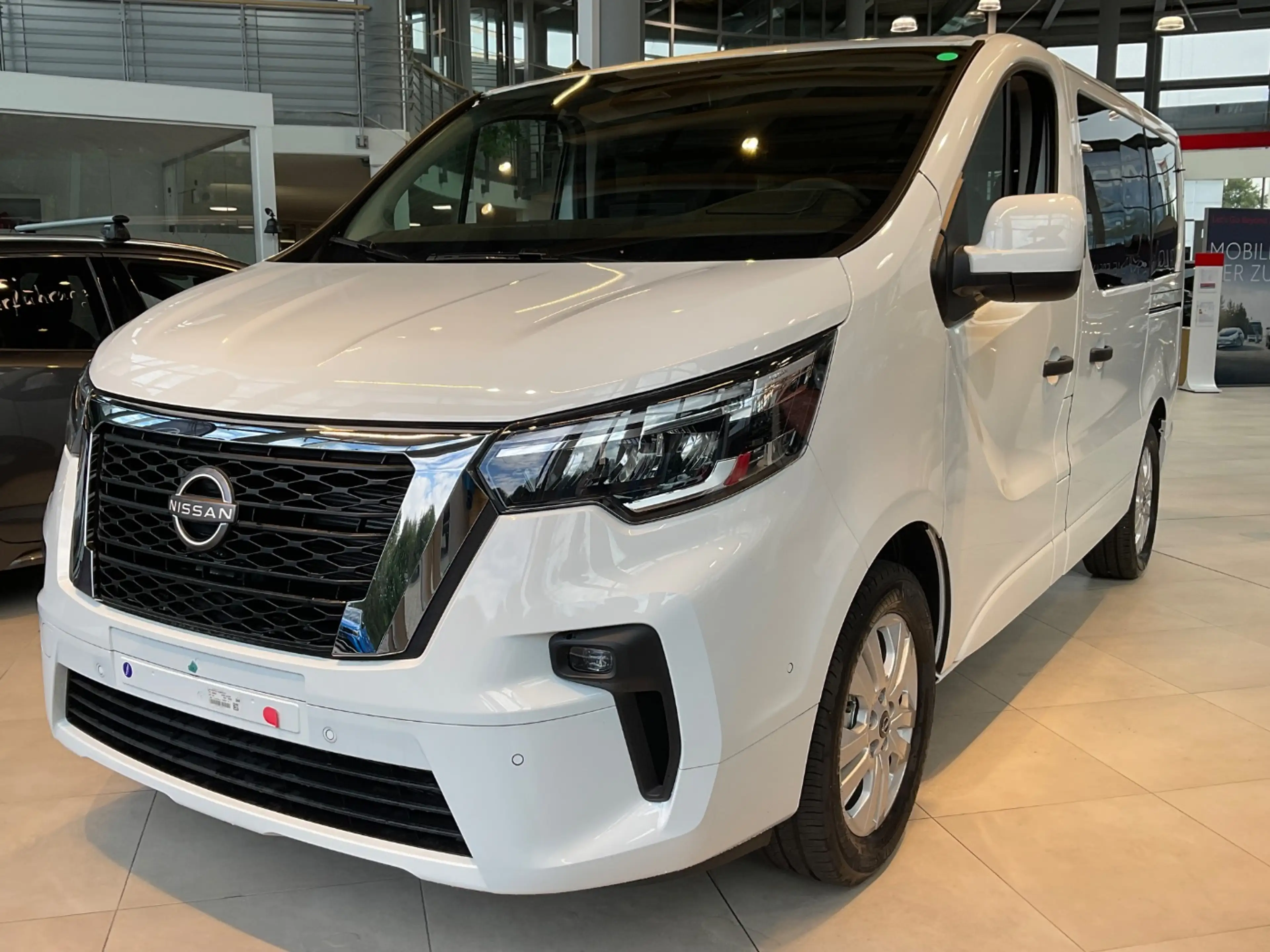 Nissan Primastar Kombi dCI 170 L1H1 2.8t Tekna ACC+LED
