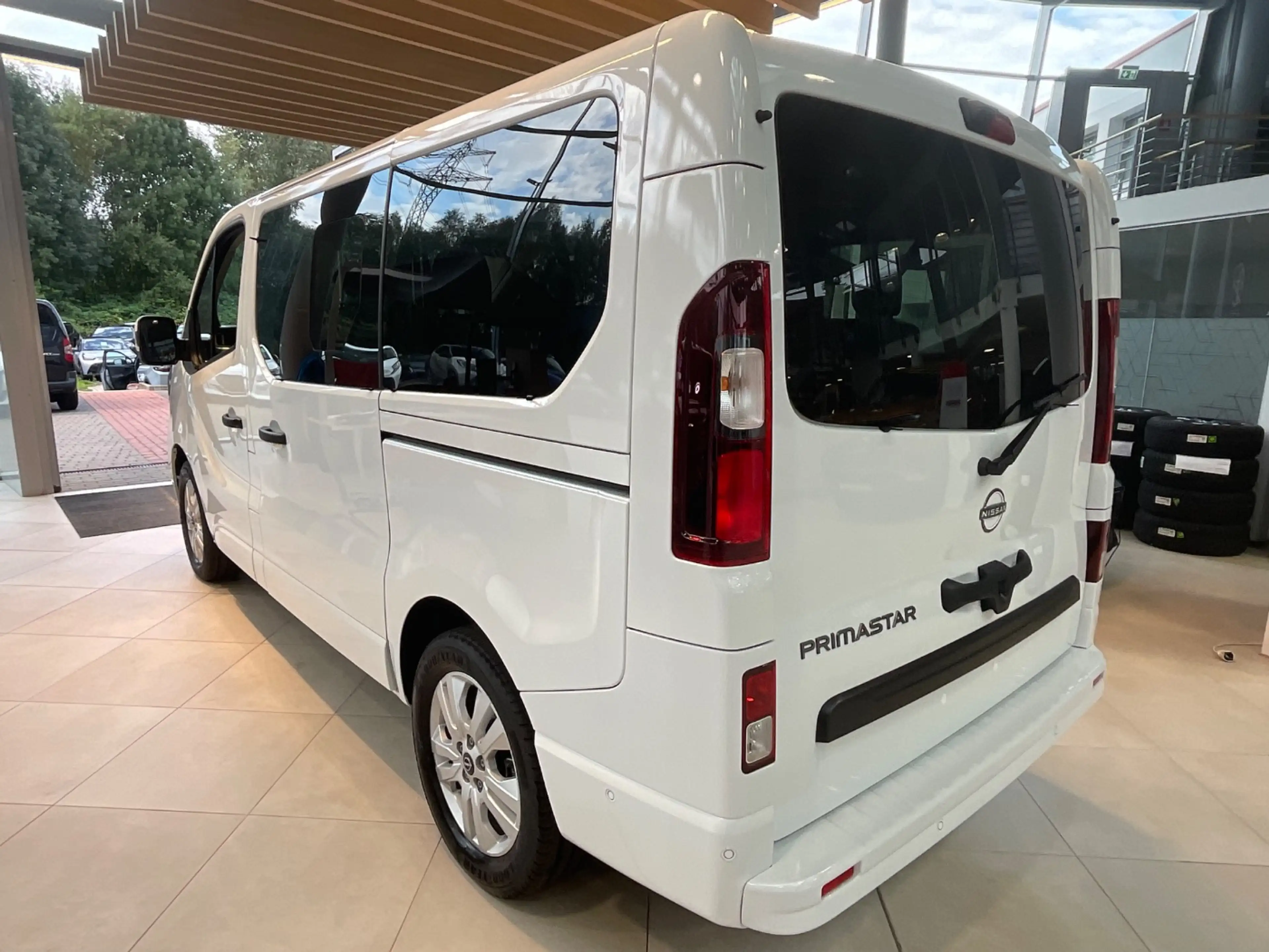 Nissan Primastar Kombi dCI 170 L1H1 2.8t Tekna ACC+LED — photo 9