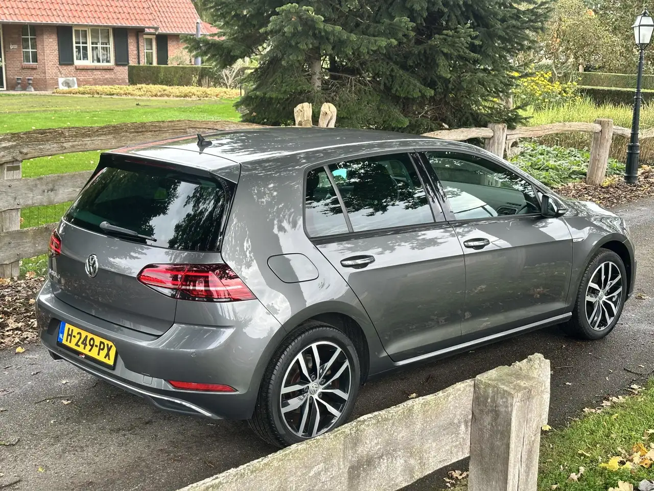 Volkswagen e-Golf — photo 11 sur 39