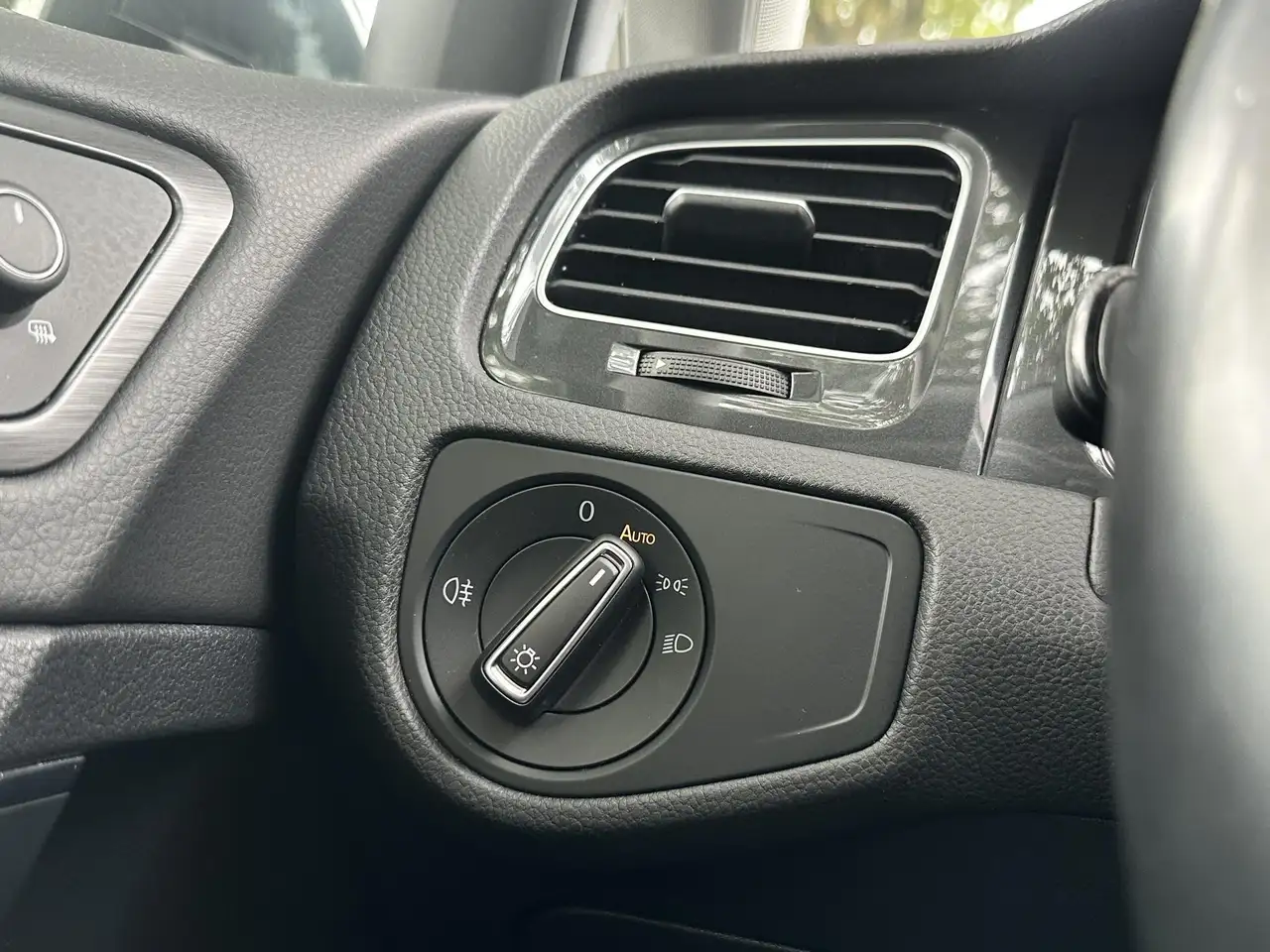 Volkswagen e-Golf — photo 28 sur 39