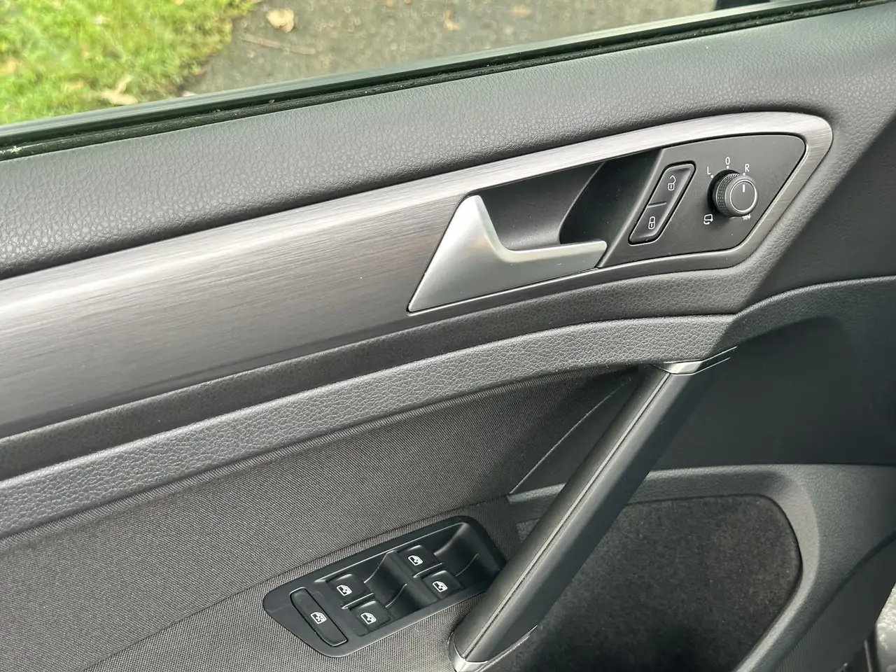 Volkswagen e-Golf — photo 20 sur 39