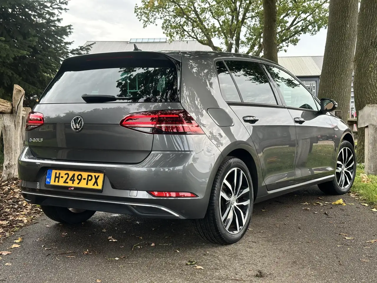 Volkswagen e-Golf — photo 6 sur 39