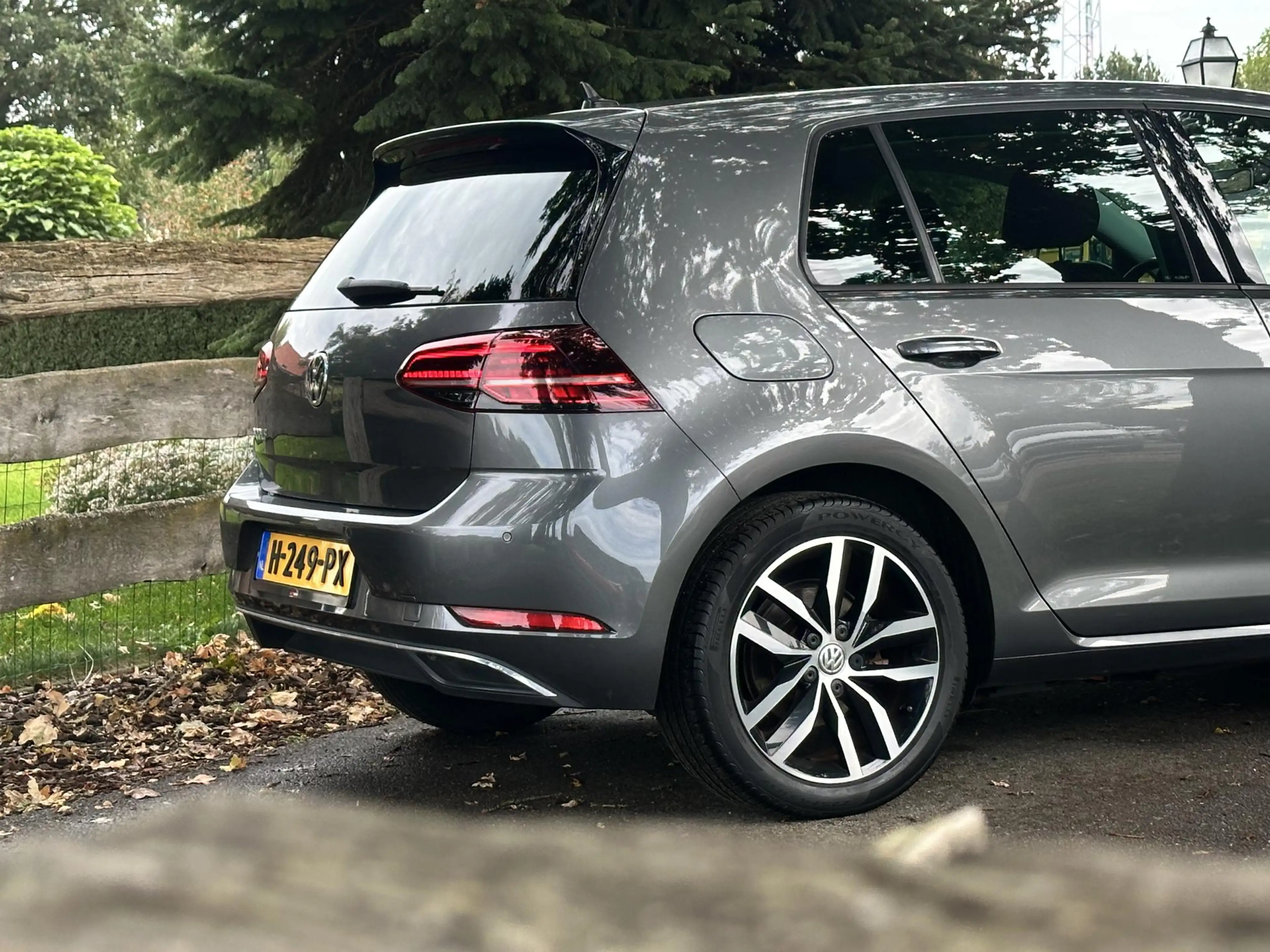 Volkswagen e-Golf E-DITION — photo 5