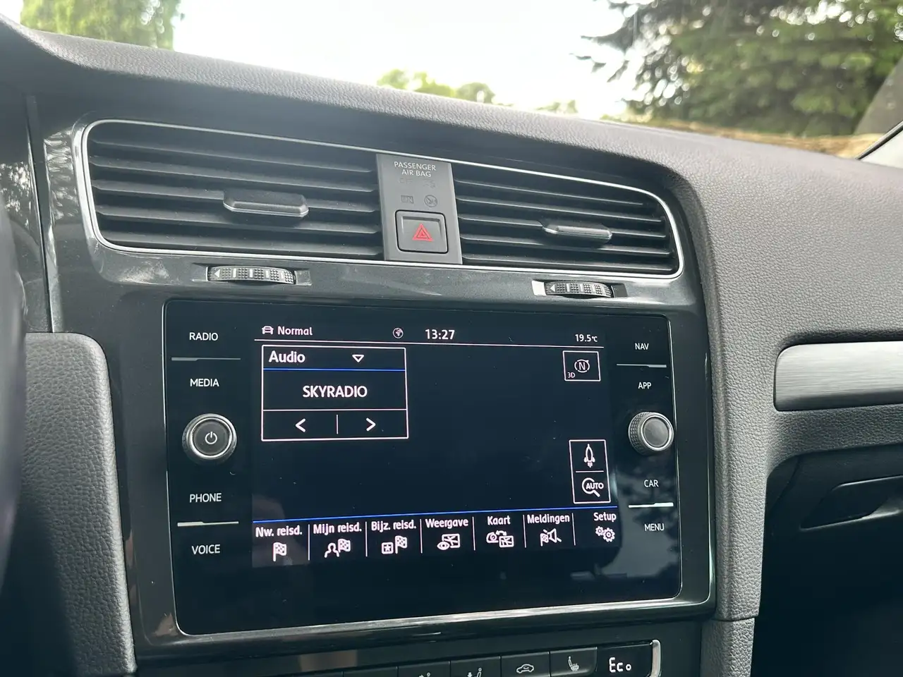Volkswagen e-Golf — photo 34 sur 39