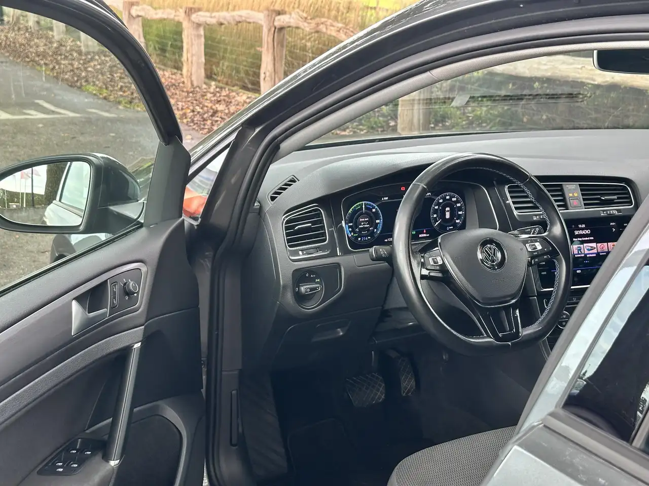Volkswagen e-Golf — photo 19 sur 39