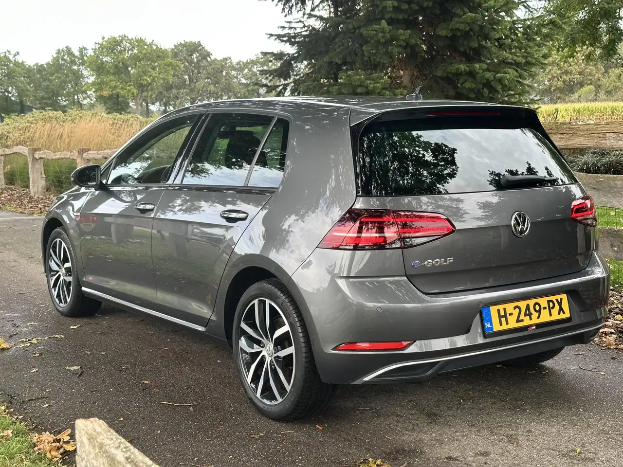 Volkswagen e-Golf — photo 15 sur 39