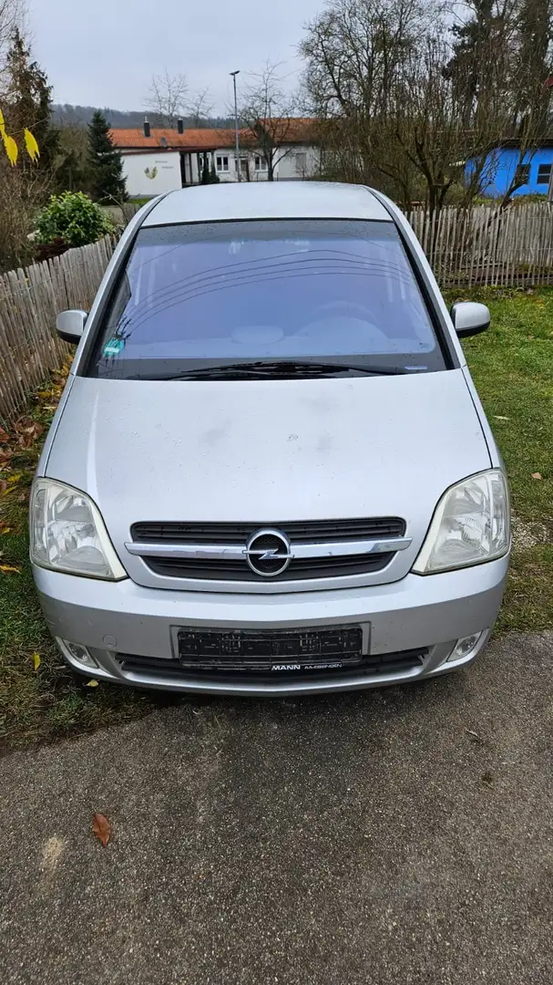 Opel Meriva Meriva 1.6 (Essentia) Серебристый - 2