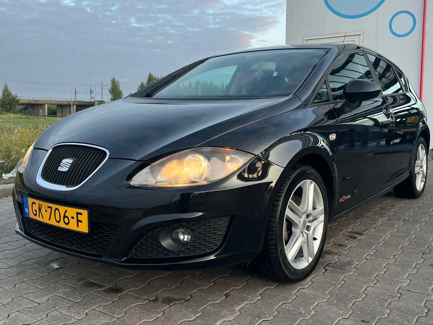 SEAT Leon Leon 1.2 TSI Eco. Ref. Negru - 1