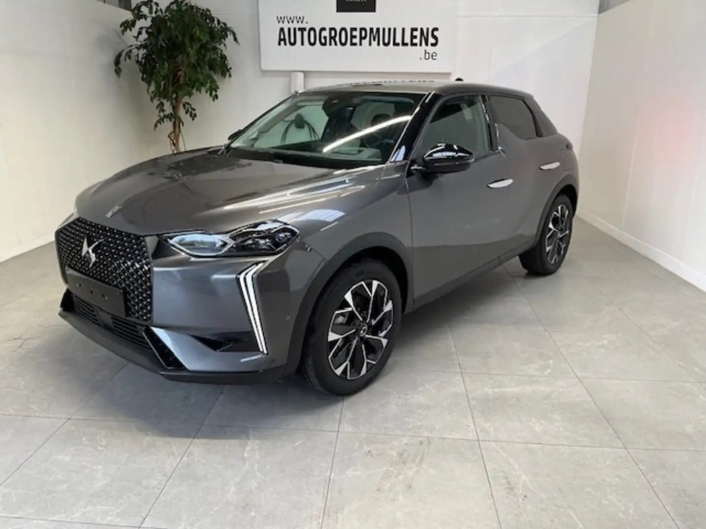 DS Automobiles DS 3 Crossback E-TENSE Opera 156 pk Gris - 1