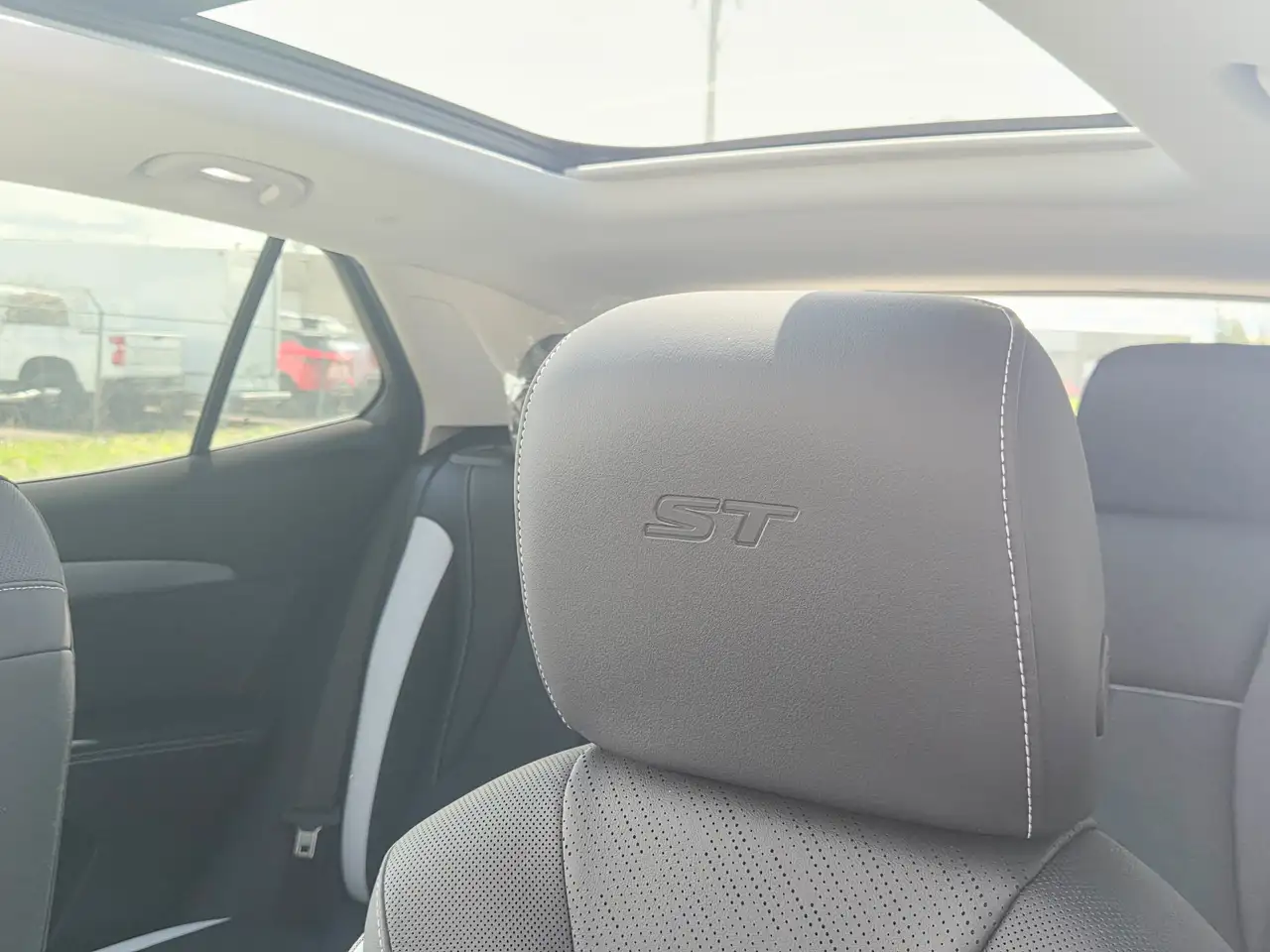 Buick Envision снимка Buick Envision