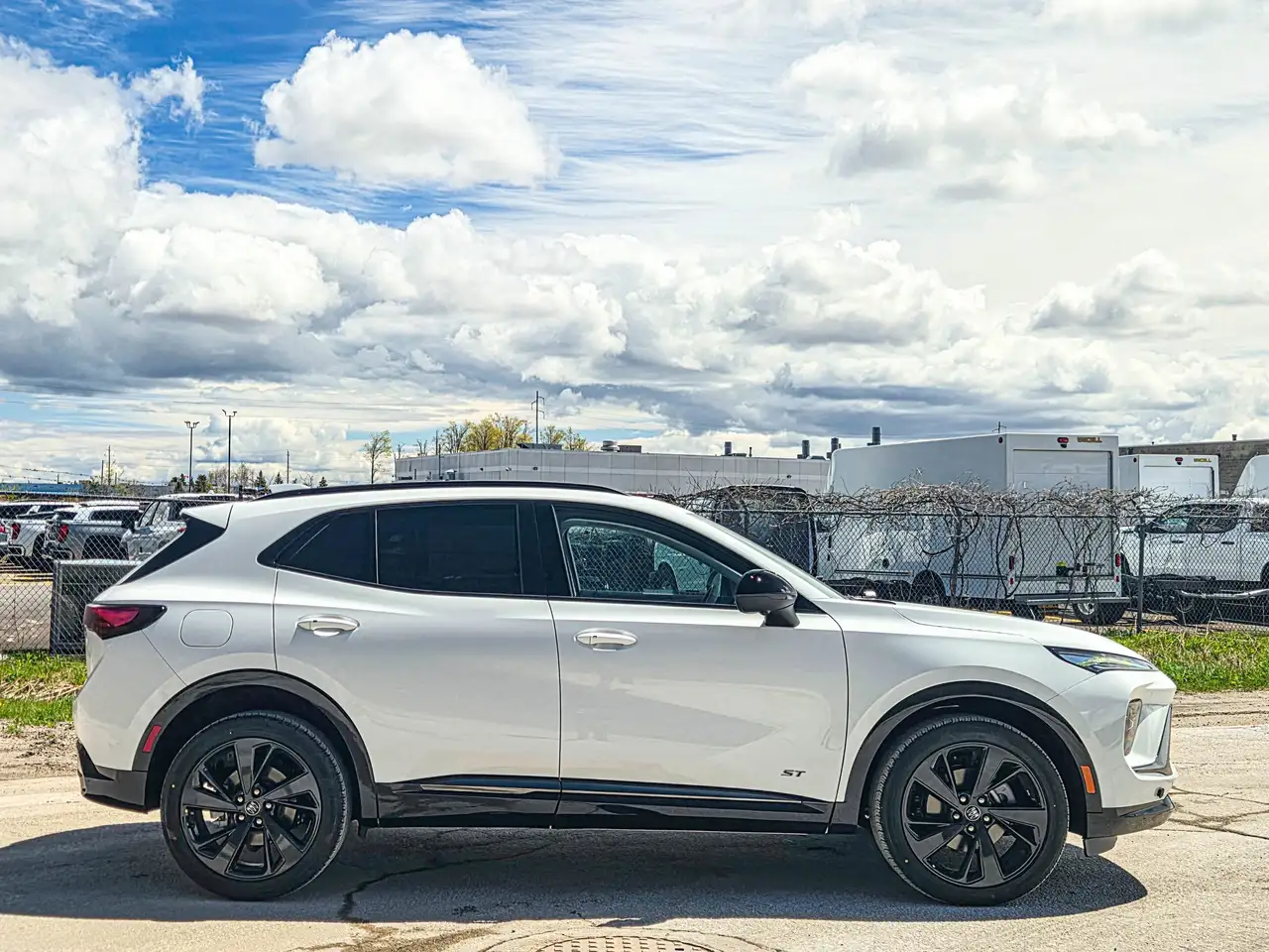 Buick Envision снимка Buick Envision