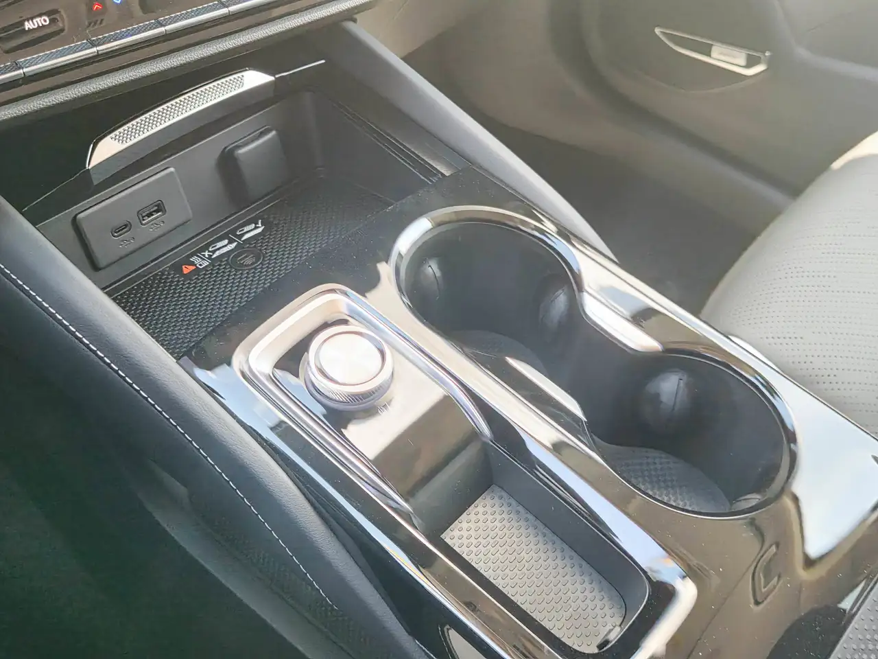 Buick Envision снимка Buick Envision