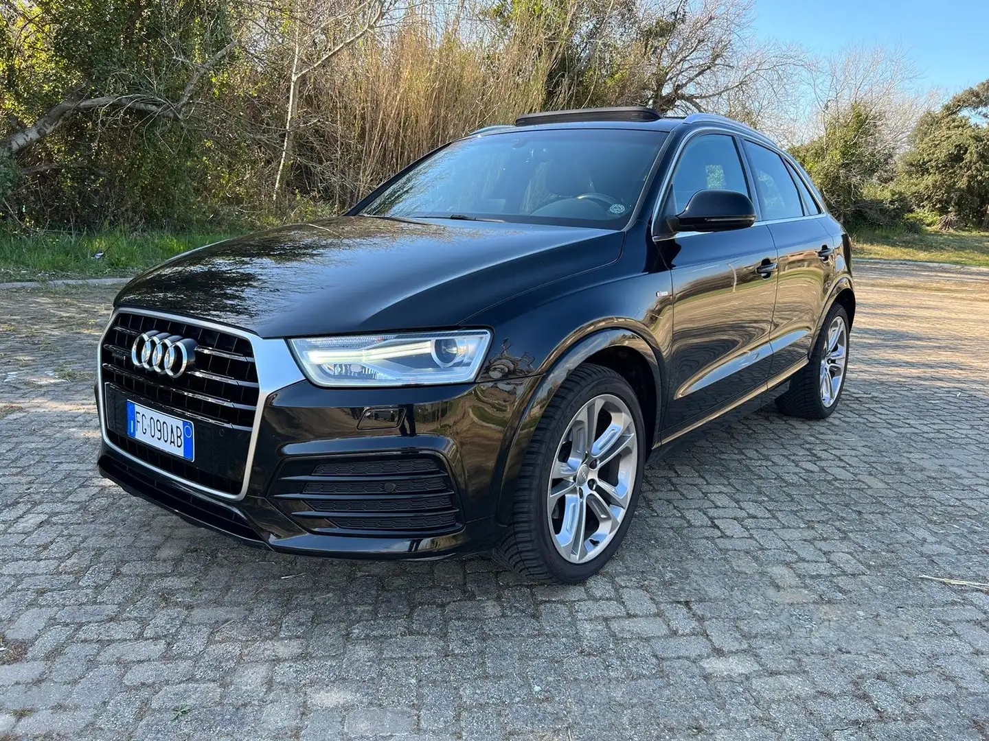 Audi Q3 Q3 I 2015 2.0 tdi Sport quattro 150cv s-tronic Noir - 1