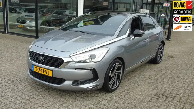 DS Automobiles DS 5