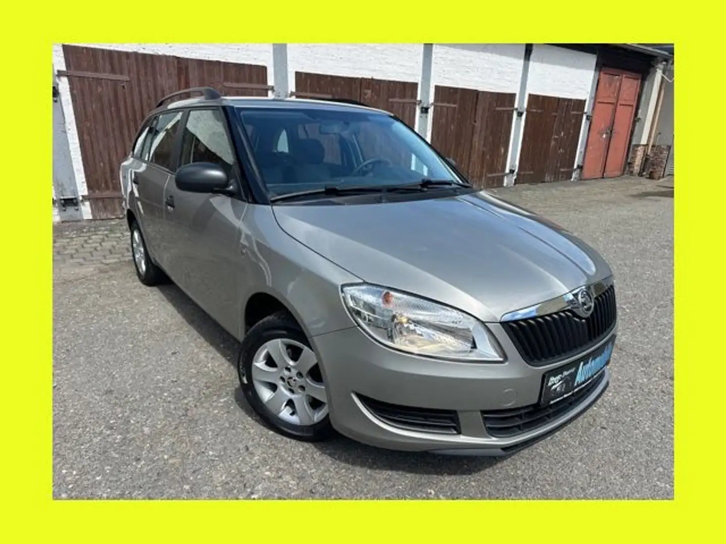 Skoda Fabia Kombi Cool Edition unfallfrei 2. Hand TOP Бежевий - 1