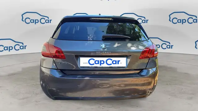 Peugeot 308 view 3